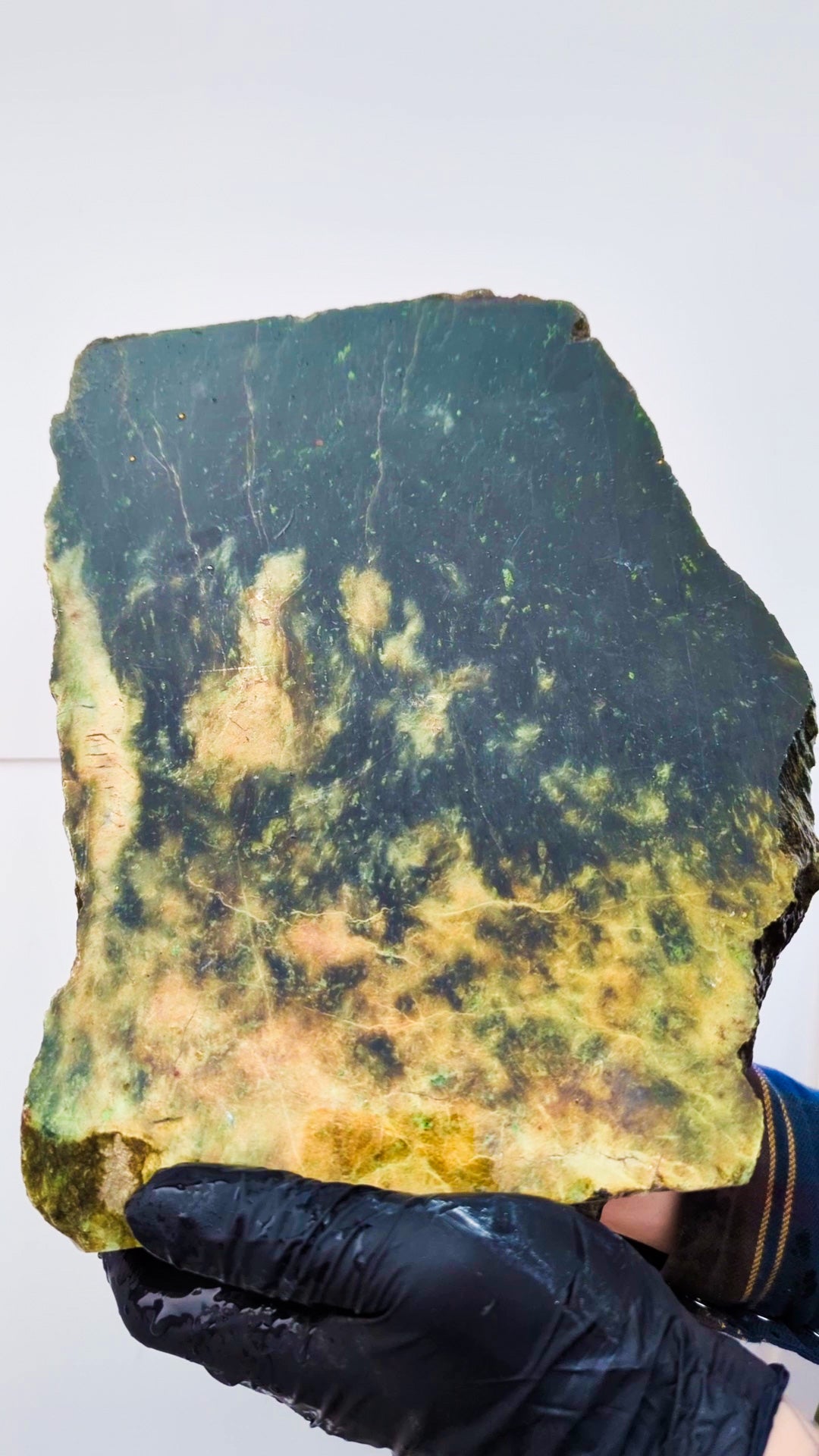 10.6kg - B grade - Nephrite Rough