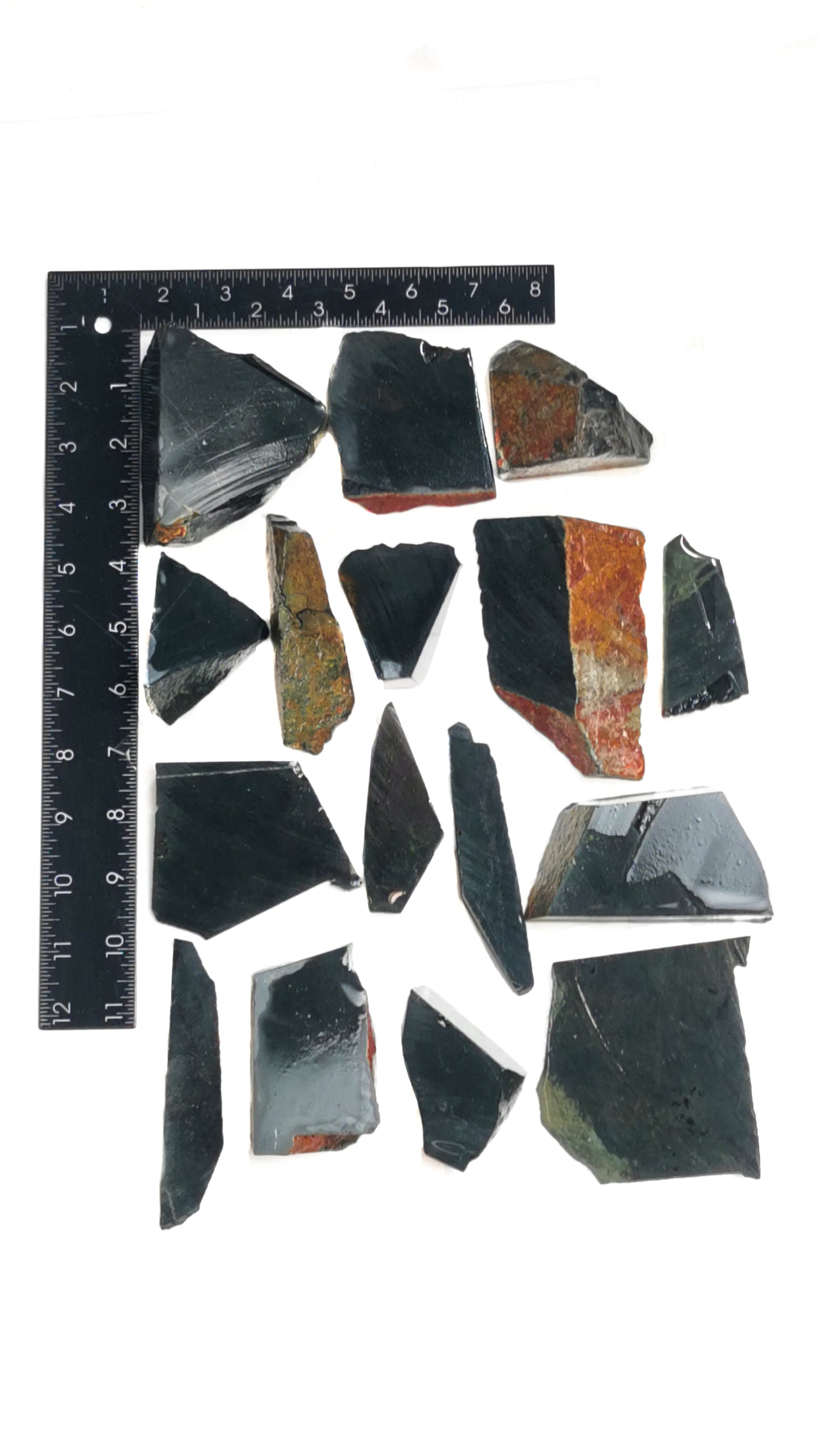 2142g - Black Amphibolite