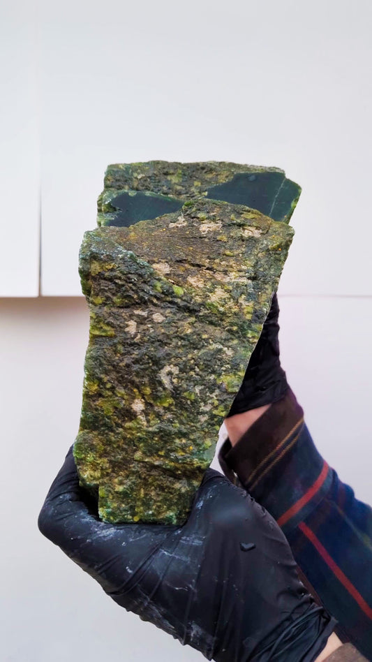 7.65kg - B grade - Nephrite Rough