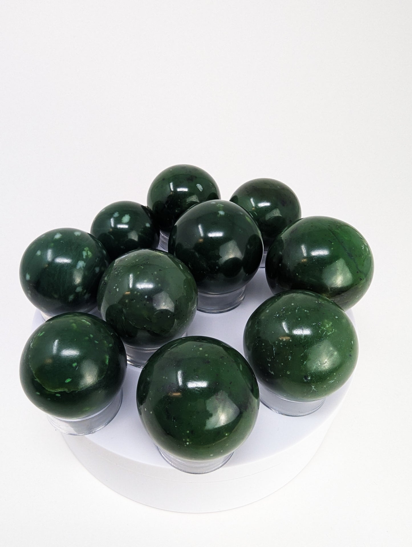 British Columbia Nephrite - Sphere - A Grade - 10pc - 1188g