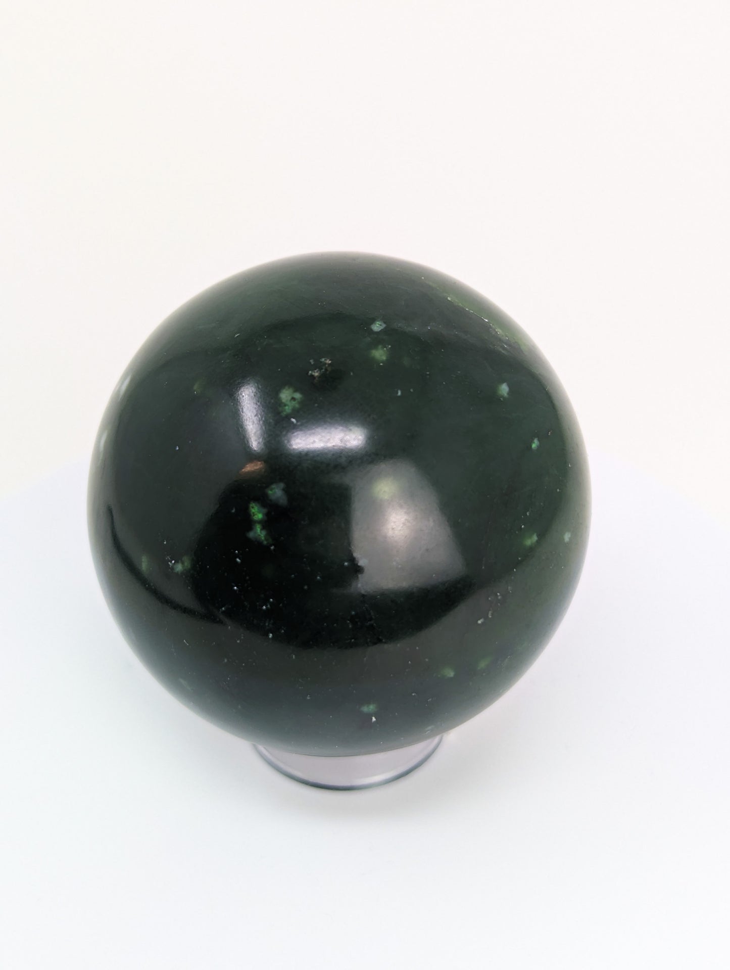 British Columbia Nephrite - Sphere - Grade A - 1pc - 523g