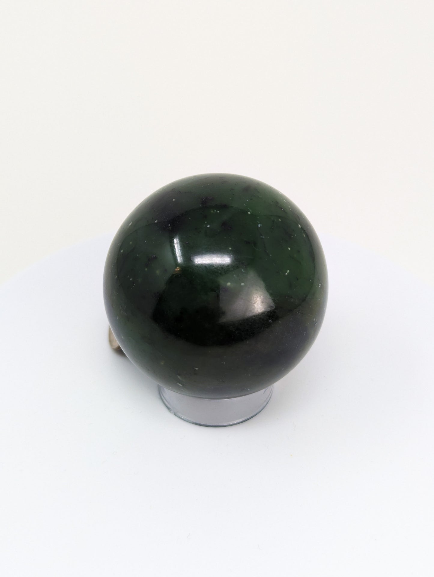 British Columbia Nephrite - Sphere - Grade B+ - 1pc - 289g