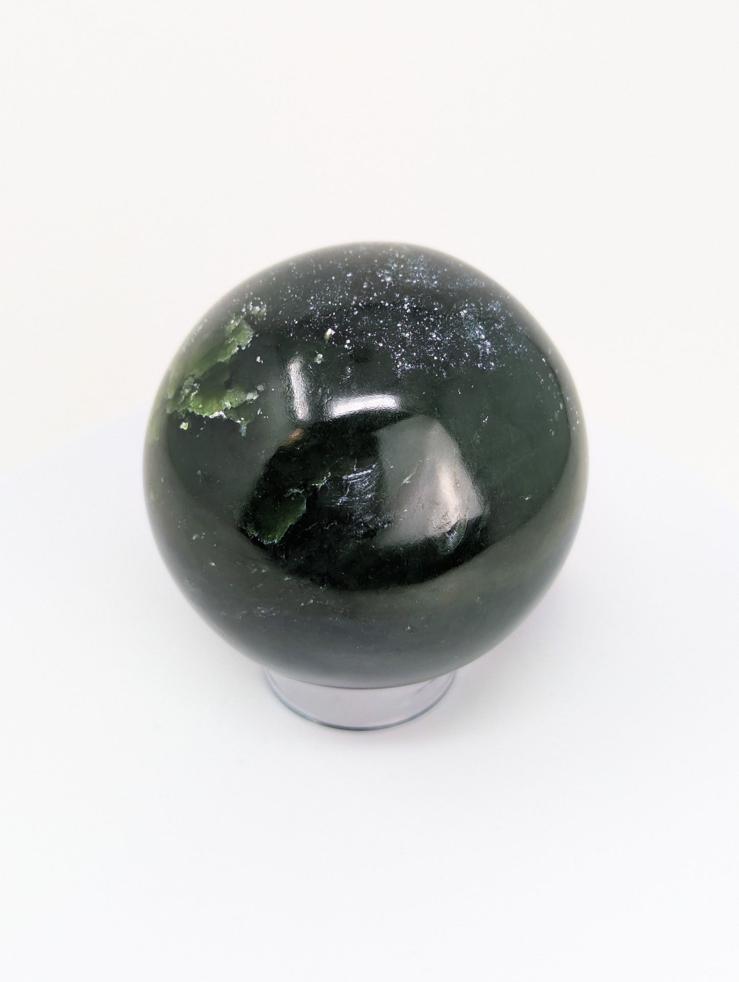 British Columbia Nephrite - Sphere - Grade B+ - 1pc - 430g