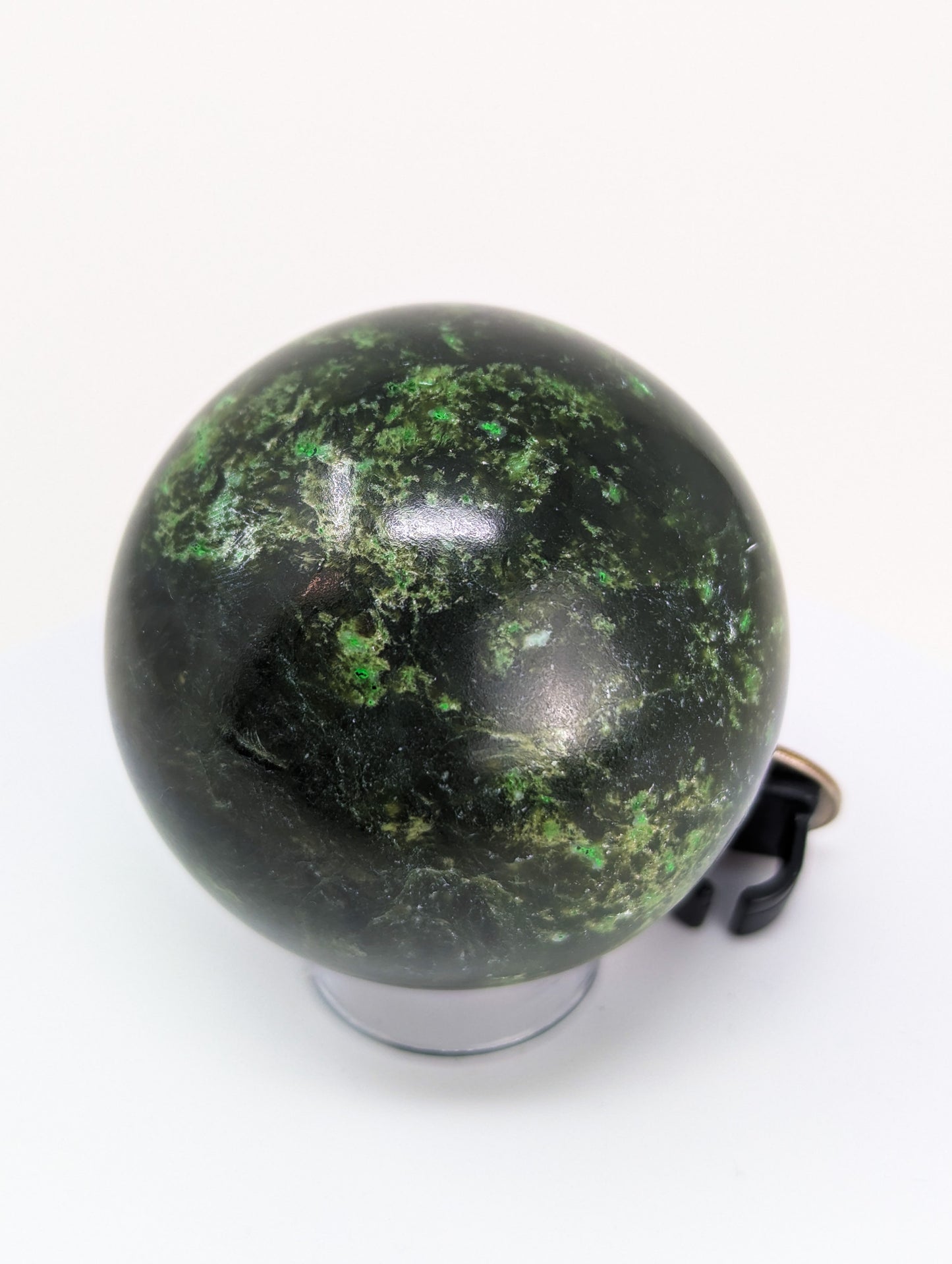 British Columbia Nephrite - Sphere - B Grade - 1pc - 445g