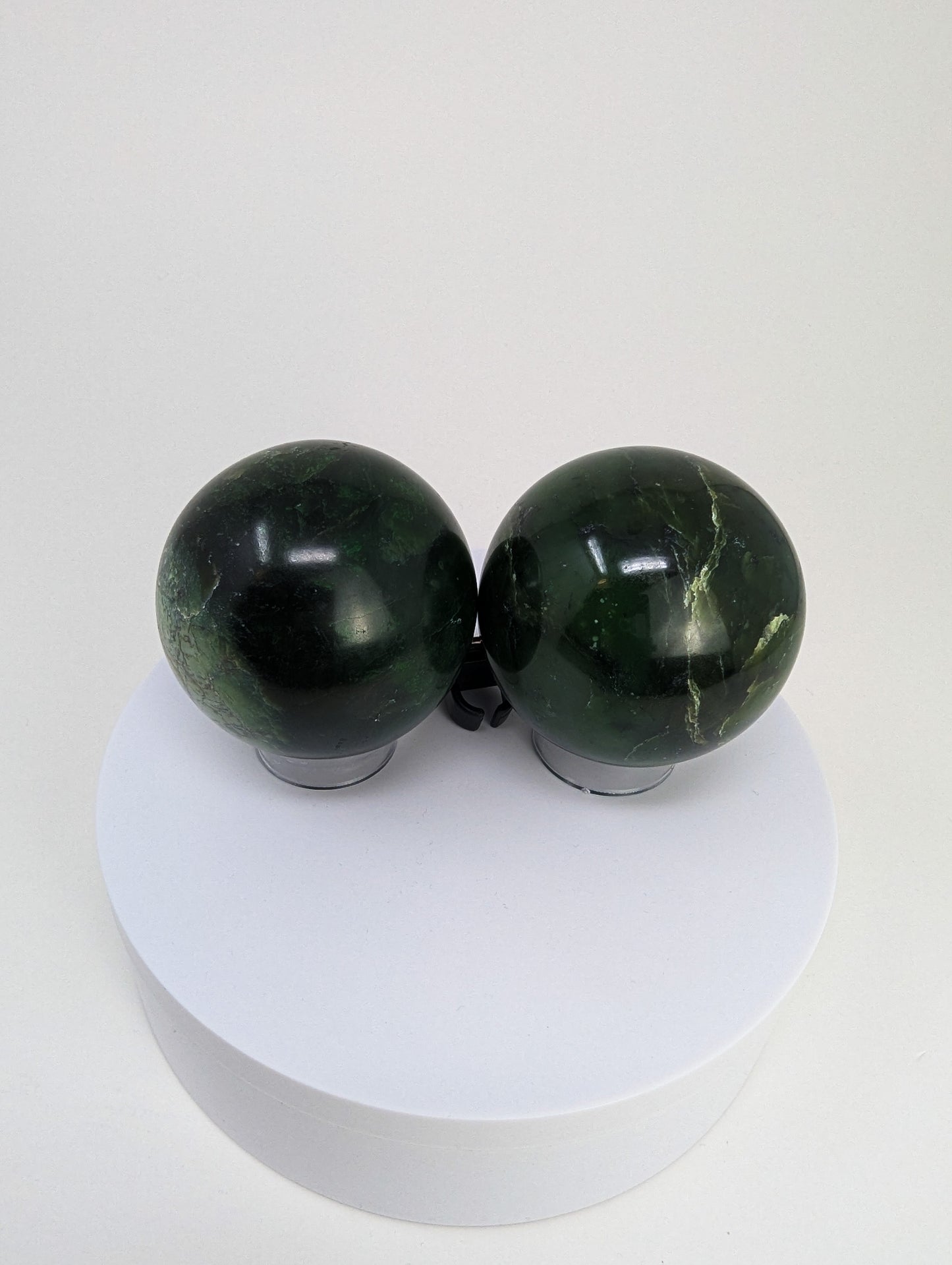 British Columbia Nephrite - Sphere - B+ Grade - 2pc - 825g