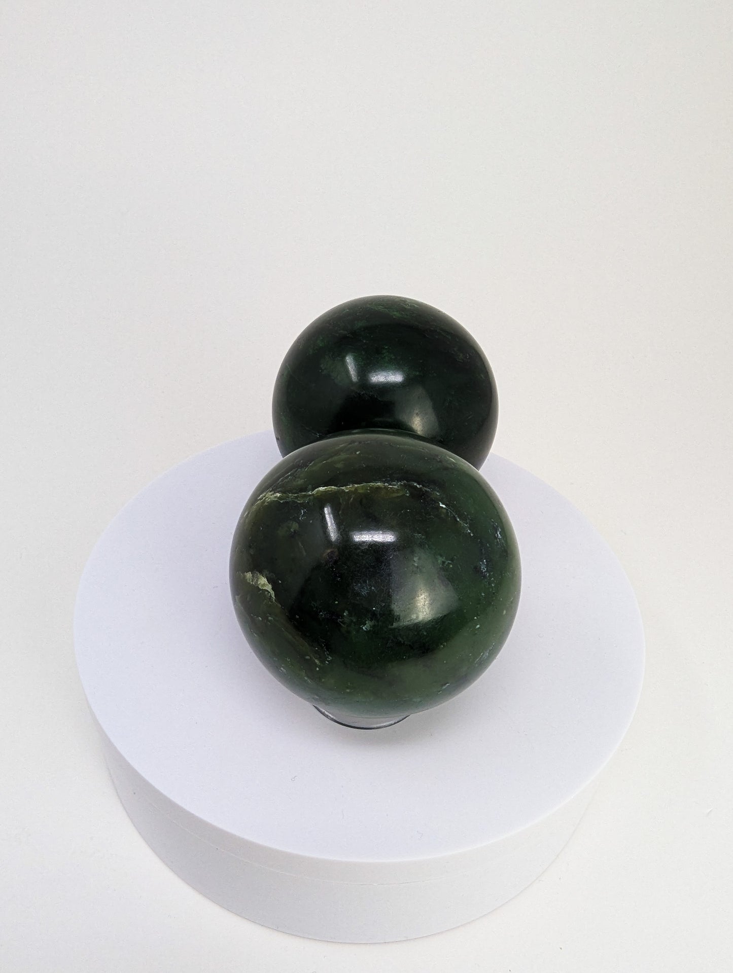 British Columbia Nephrite - Sphere - B+ Grade - 2pc - 825g