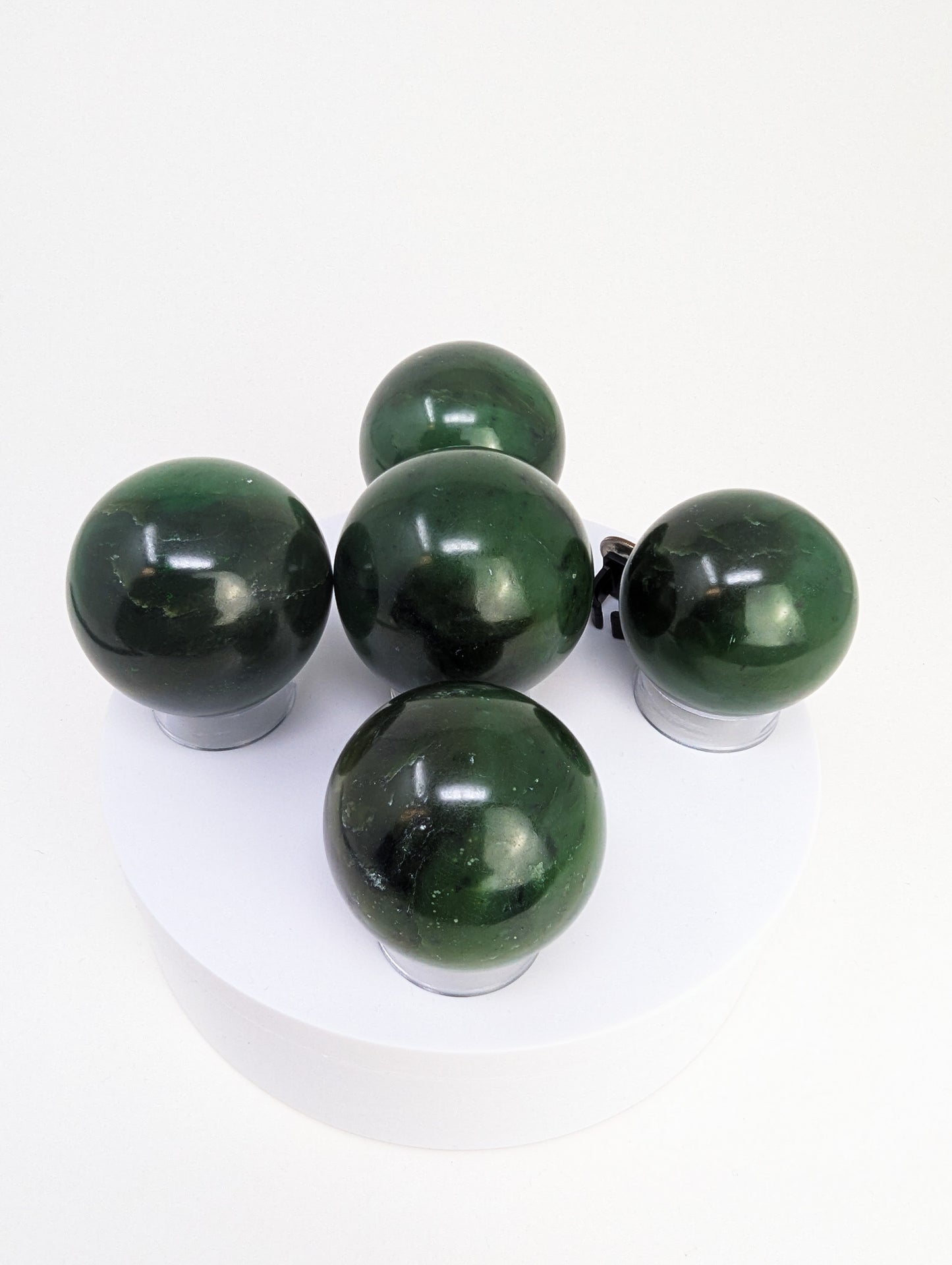 British Columbia Nephrite - Sphere - Grade A - 5pc - 1038g