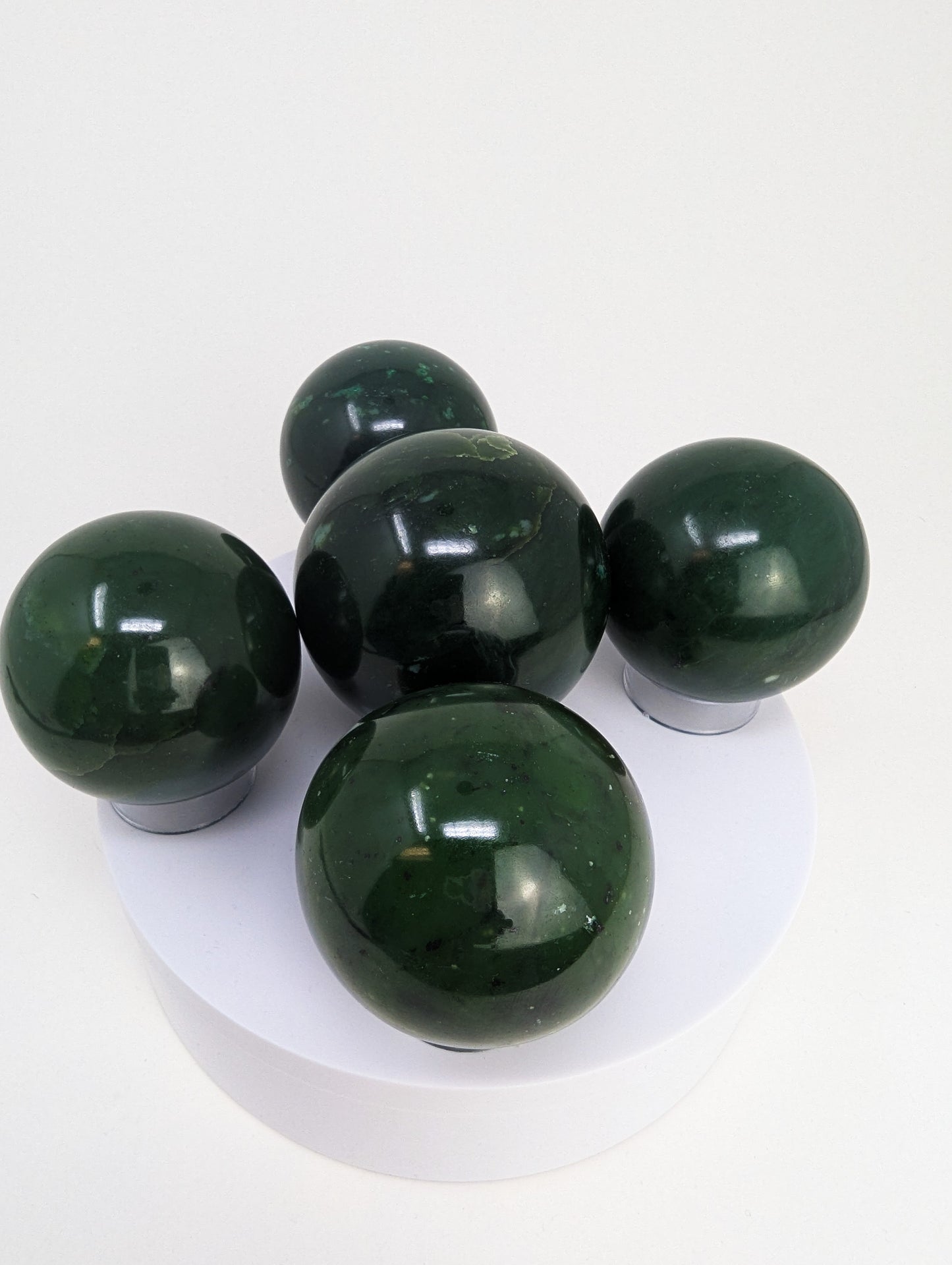 British Columbia Nephrite - Sphere - Grade A - 5pc - 1560g