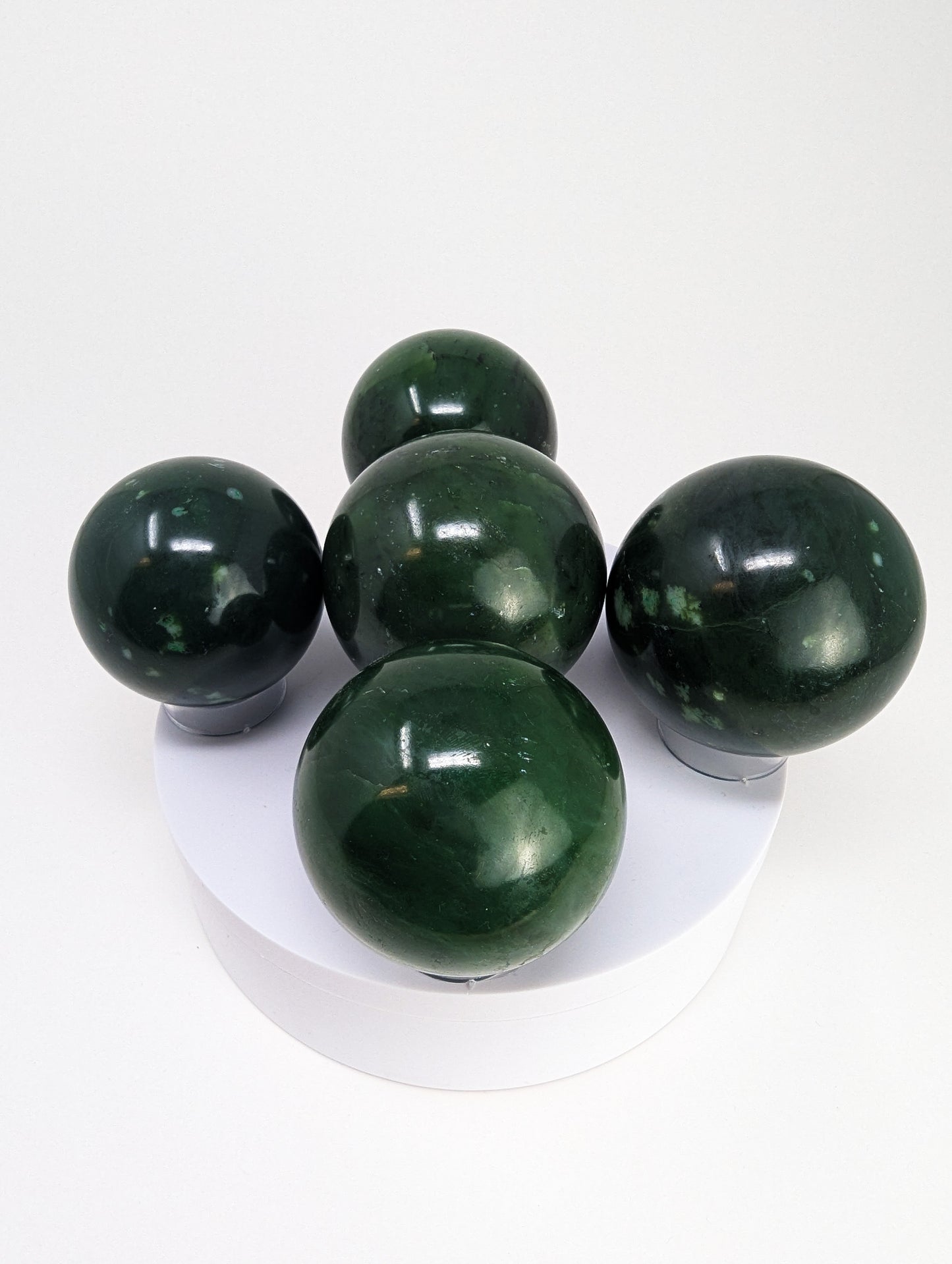 British Columbia Nephrite - Sphere - A Grade - 5pc - 1945g