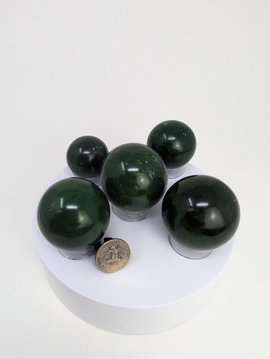 British Columbia Nephrite - Sphere - Grade A - 5pc - 763g