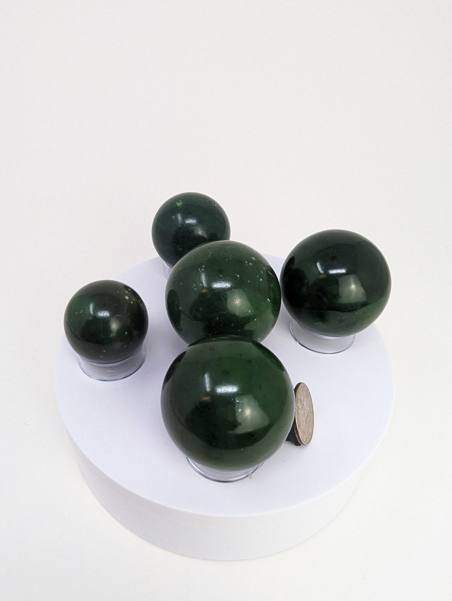 British Columbia Nephrite - Sphere - Grade A - 5pc - 763g