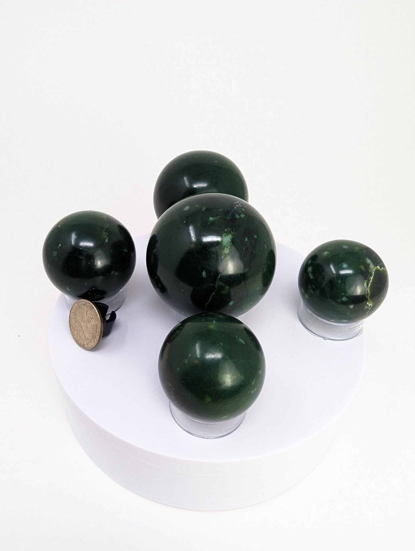 British Columbia Nephrite - Sphere - B+ Grade - 5pc - 956g