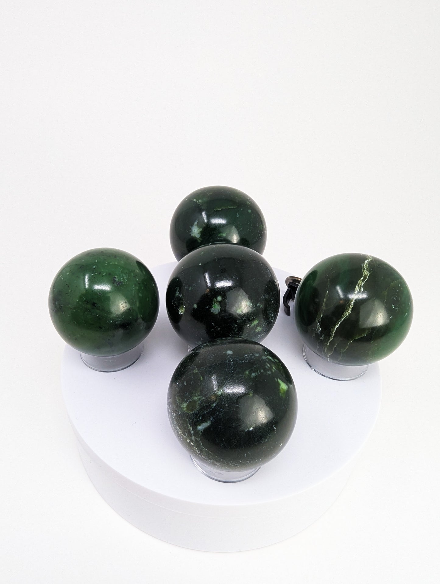 British Columbia Nephrite - Sphere - Grade B - 5pc - 1106g