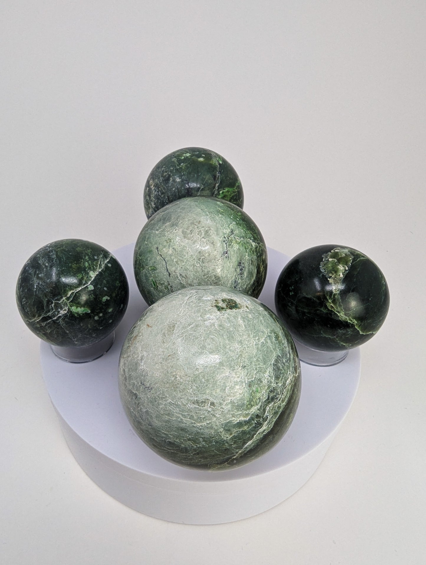 British Columbia Nephrite - Sphere - C Grade - 5pc - 1419g