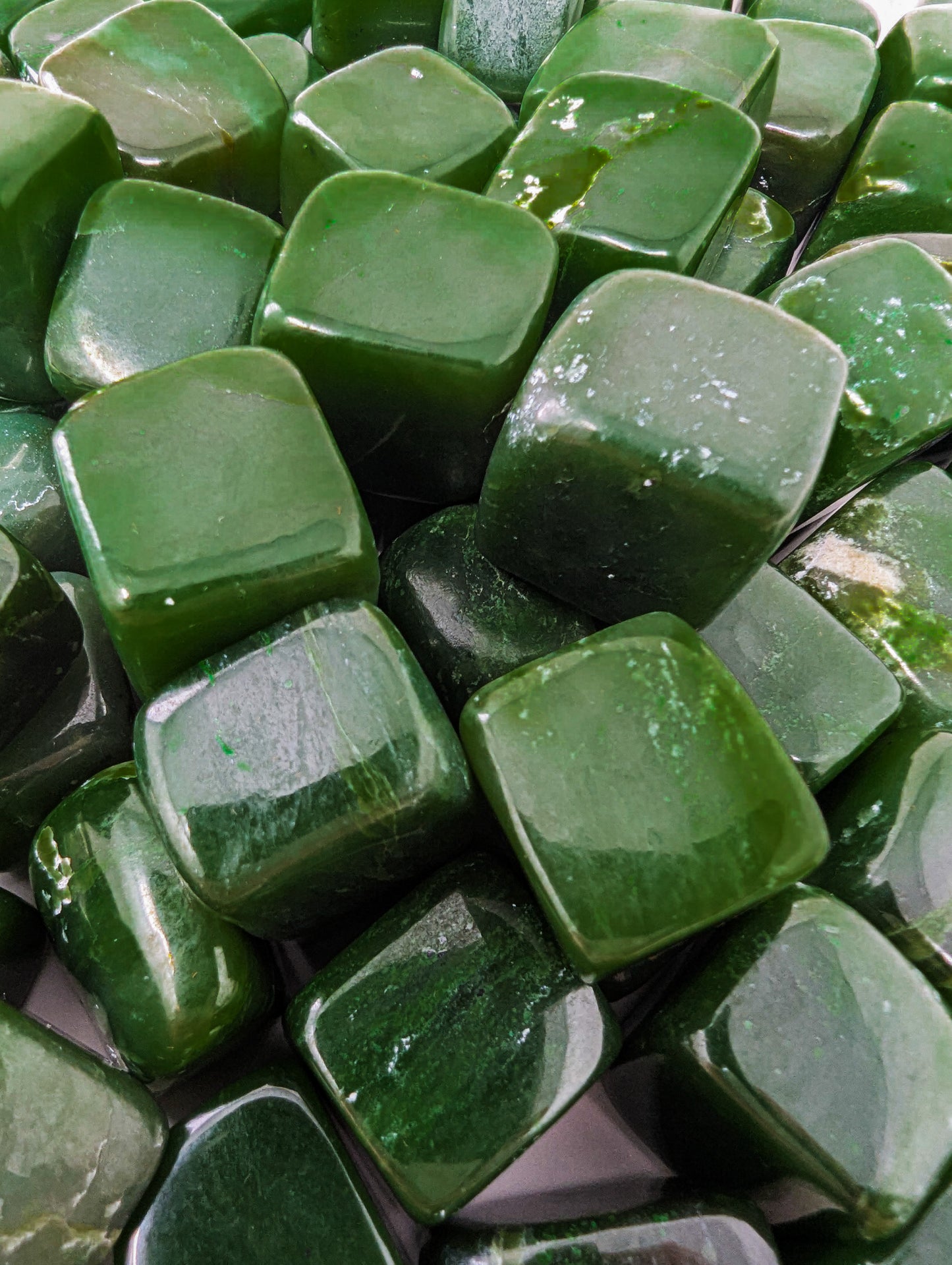 British Columbia Nephrite - Tumble - A Grade - 1kg