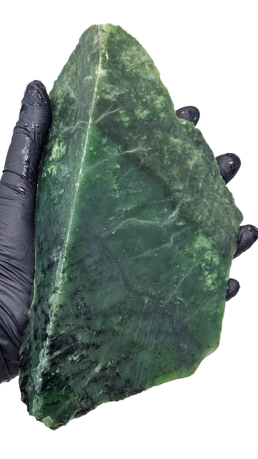 0.956kg - A Grade - Nephrite Rough