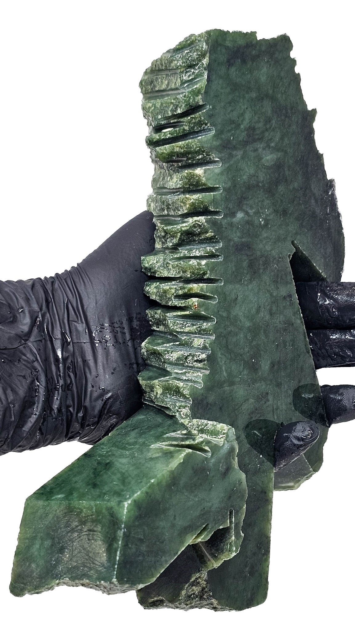 1.549kg - B+ Grade - Nephrite Rough