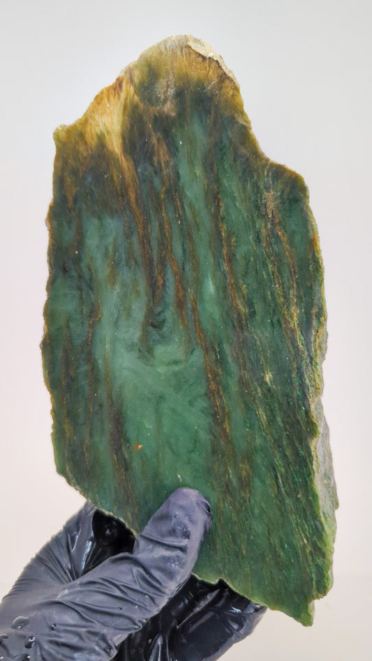 1098g - B grade - Nephrite Rough