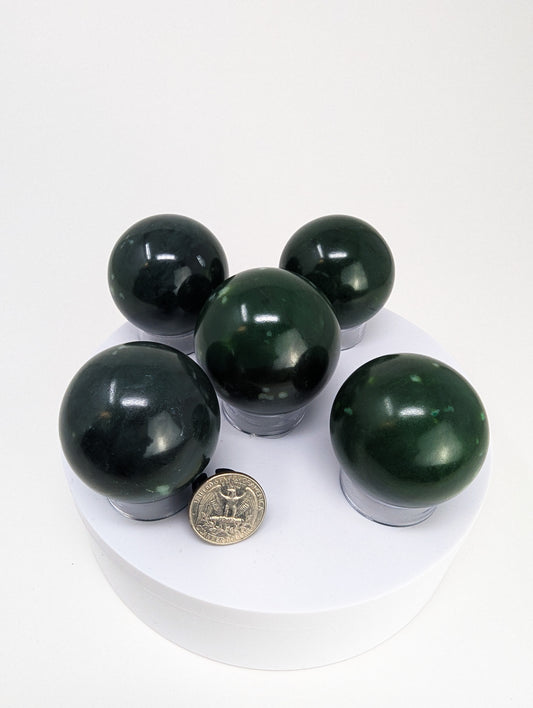 British Columbia Nephrite - Sphere - A Grade - 5pc - 865g